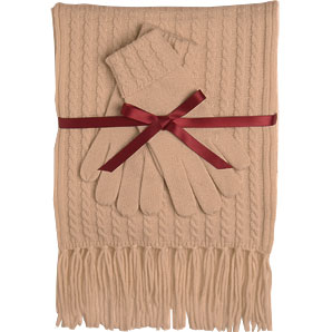 Cashmere gloves and scarf set in camel. Scarf: L160 x W25cm.