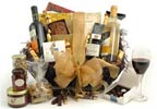 This high quality hamper is literally overflowing with fantastic sweet &amp; savoury tastes -