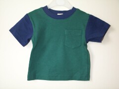 Ex-gap short sleeved t-shirt with patch pocket. Gr