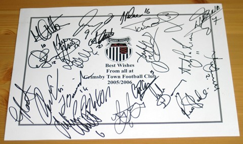 GRIMSBY TOWN A4 TEAM SHEET 2005-06 SIGNED BY 21