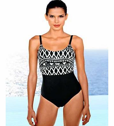Swimsuit with tummy control lining and in a graphic design. Heine Swimsuit Features: Washable 80% Polyamide, 20% Elastane Lining: 84% Polyamide, 16% Elastane