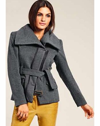 Large collar jacket with a 2-way zip fastening, 2 flap pockets and fabric belt. Heine Jacket Features: Lined design Dry clean only 70% Pure Wool, 20% Polyamide, 10% Cashmere Lining: 100% Polyester Length approx. 64 cm (25 ins)