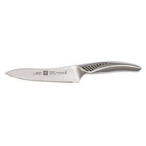 With innovative, asymmetric handles, Henckels Twin Fin knives make cutting and slicing easy and