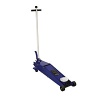 High lift and long reach with extra long chassis. Ideal for estate cars, commercial vehicles and