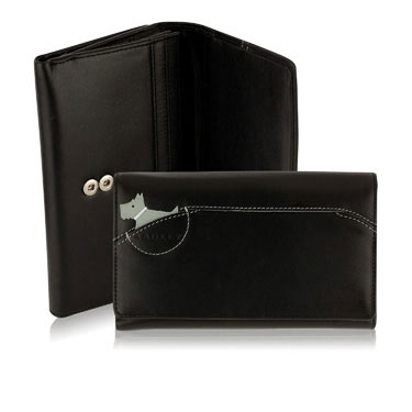 This large smooth nappa leather wallet has a flapover top decorated with a contrasting applique Radl
