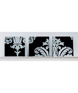 These beautiful damask wall hangings are ideal for getting a striking, chic look. They can be hung i