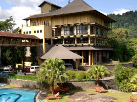 Unbranded Kandy luxury hotel in Sri Lanka