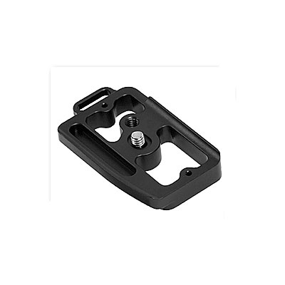 Kirk quick release plate for the Canon EOS 40D body.