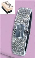 A  gorgeous timepiece for a special lady who likes to sparkle when she hits the town.  This Oasis