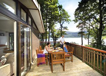 Unbranded Lakeside Lodge 6 Holiday Park