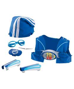 Dress up like Sportacus. Includes cap, goggles, moustache, armbands, belt buckle and magic crystal