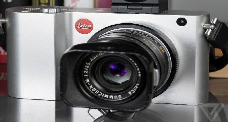 Leica T