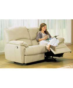 A stylish suite with pocket sprung foam filled seat cushions, and soft fibre filled arm pads and bac