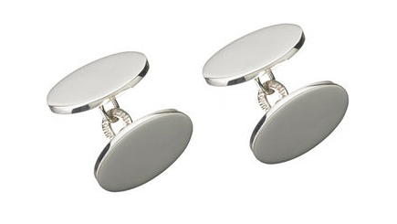 These oval chainlinked cufflinks in sterling silver complement any shirt worn in the boardroom, at a