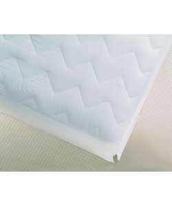 Quilted mattress protector with anti-bacterial fibre filling.100 polyester fibre filling.70 polyeste