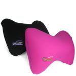 Relax in the luxuriously soft hands of the massage pillow and feel the tension wash away.
