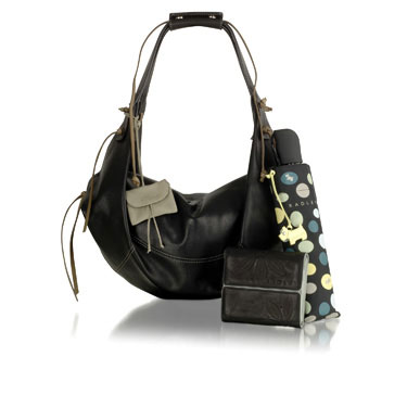 A Perfect Christmas Gift  This gift bundle is pure Radley class - a luxurious Soho handbag from our 