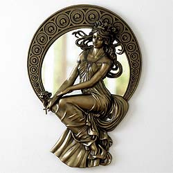Mucha Mirror