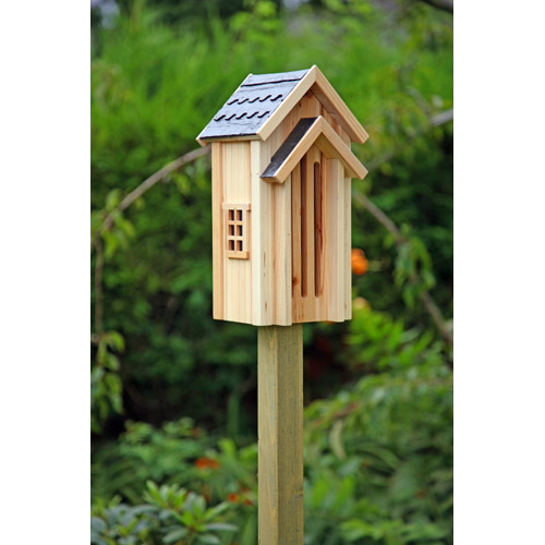 Encourage butterflies into your garden with this stunning butterfly hibernation box. The house is ha