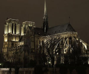 Unbranded Notre Dame de Paris / Tour 2009