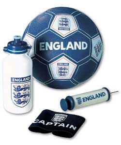Size 5 all surface ball.500ml water bottle.Mini pump and captains armband