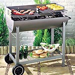 Party charcoal BBQ with a large cooking area. This extra large barbecue is ideal for parties