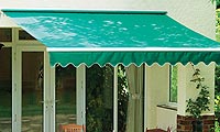 Stylish garden awning complete with all fittings and wind out handle. Green