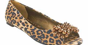 Peeptoe ballerina shoes in stunning leopard printed fabric, with a beautiful beaded trim. These look great with denim. Shoes Features: Upper: Textile Lining/sock/sole: Other materials