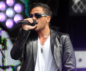 Unbranded Peter Andre
