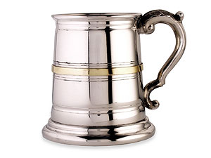 Unbranded Pewter and Brass One Pint Tankard 013615
