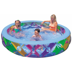 This inflatable swimming pool is made of super-tough vinyl construction. It is highly resistant to d