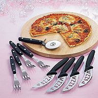 32cms. wooden pizza board with pizza cutter and 4