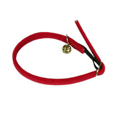 Made from the finest quality material with a soft dense pile, this velvet collar has an elastic inse