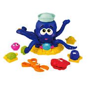 This Play-doh Octopus has 6 detachable arms. Push down the hat and squeeze out fun shapes. It comes 