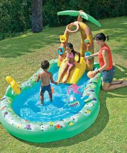Includes: 1 inflatable pool (L)295, (W)188, (H)30cm.1 inflatable palm tree (H)147cm.1 inflatable sli