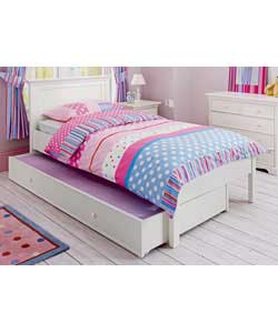 White painted wooden frame. Size (W)109.6, (L)204, (H)96.7cm. Size of trundle (W)97.5, (L)190, (H)21