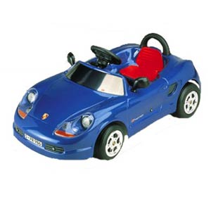 The Porsche Boxster in metallic blue is powered by a 6V battery with a 3 speed gearbox allowing its