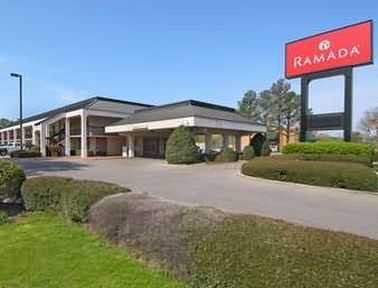 Unbranded Ramada Inn Memphis East