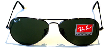 A must for driving sunglasses these Ray-Ban sunglasses have a polarised lens to keep out the glare
