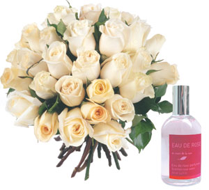 Roses and fragrances white 25 roses