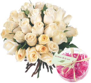 Roses and soap flakes white 61 roses