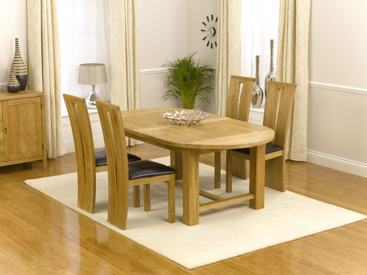 Unbranded Rossi Oak Extending Dining Table 200-240cm and 4