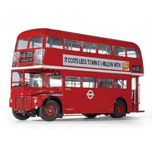 Sun Star has released a 1/24 scale replica of the GLC Routemaster bus.