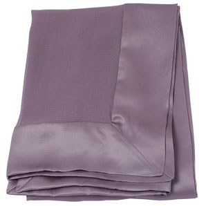 Heather wrap in 100% silk for an elegant finishing touch