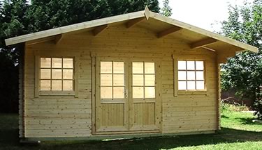 The impressive Severn Log Cabin is the top of our 28mm interlocking Log Cabin range. At almost 16 x