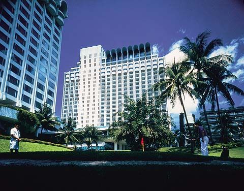 Unbranded Shangri-La Hotel Singapore