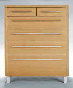Oak-effect chest. Slim, silver-effect handles. 4 wide and 2 narrow drawers with metal runners