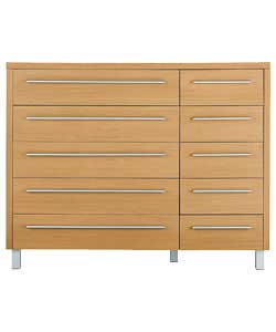 Oak-effect chest. Slim, silver-effect handles. 5 wide and 5 narrow drawers with metal runners
