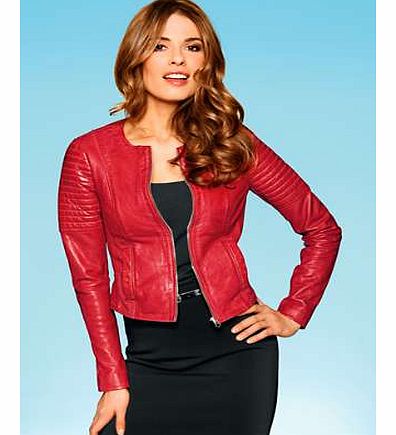 Lovely, soft leather jacket with a 2-way zip fastening and 2 pockets. Singh S Madan Jacket Features: Lined design Specialist clean only Leather Lining: 100% Polyester Length approx. 46 cm (18 ins) Elegant, classic and luxurious. Singh. S. Madan never
