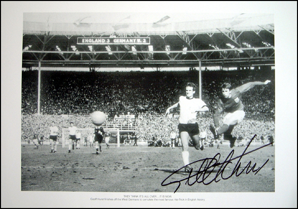 Unbranded Sir Geoff Hurst signed 1966 print and#8211; The fourth goal